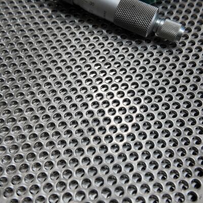 2.5mm Thick Galvanized Perforated Mesh for Balcony Protection