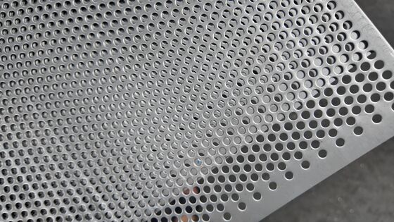 304 Stainless Steel Perforated Mesh For Building Facade Decoration