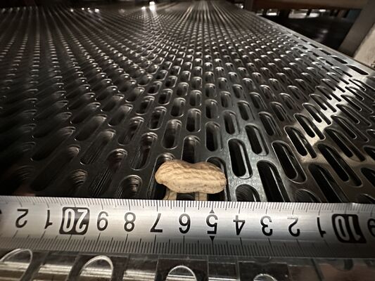 304 Slotted Stainless Steel Sheet Oblong Holes Filtration Custom Sizes