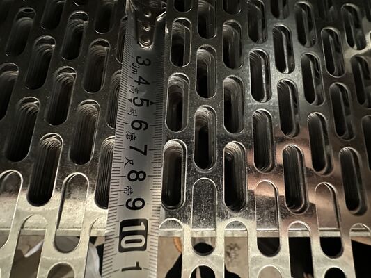 304 Slotted Stainless Steel Sheet Oblong Holes Filtration Custom Sizes