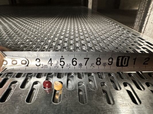 Perforated Galvanized Steel Grate Panels 3mm Thick High Load Bearing Capacity