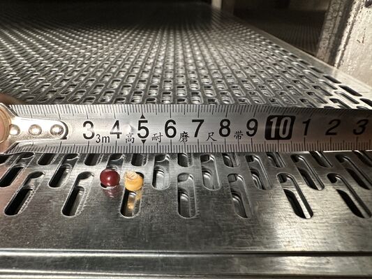 4mm Pitch Round Perforated Steel Sheet With Oval Holes For Filtration