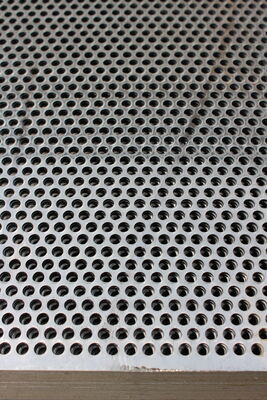 0.8mm Thick Perforated Aluminum Mesh Sheet Lightweight Durable