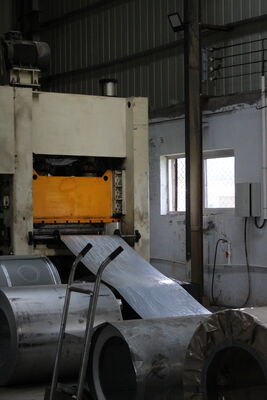 Black Powder Coated Anti-Slip Perforated Strip for Construction Steps