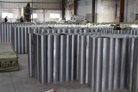 304 Stainless Steel Slotted Hole Perforated Metal Sheet For Chemical Filtration