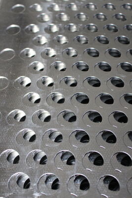 0.8mm Thick Perforated Aluminum Mesh Sheet Lightweight Durable