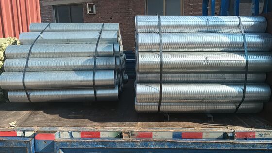 316L Anti Slip Strip Safety Grille With 10mm Holes Outdoor Corrosion Resistant