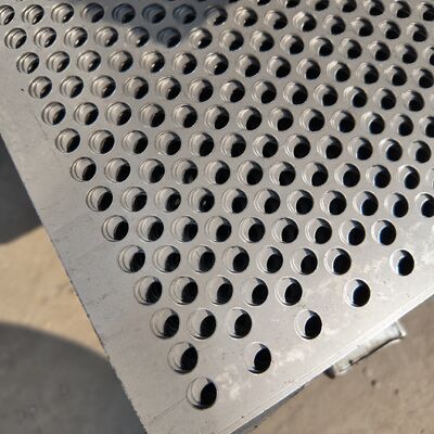 Safety Protection Galvanized Catwalk Grating With 1.5mm Aperture