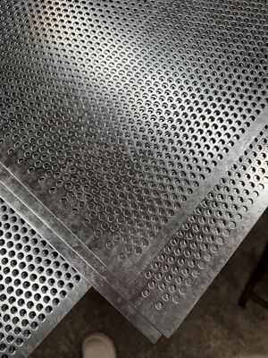 Galvanized Perforated Metal Rollmesh Coil 1m×20m Cuttable For Use