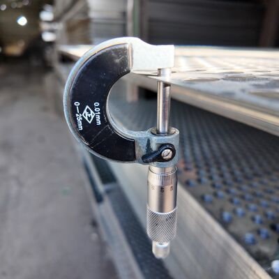 3mm Perforated Galvanized Steel Sheet Mesh For Construction Scaffolding