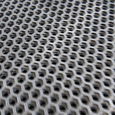 Galvanized Hexagonal Hole Perforated Mesh Panel For Building Decoration