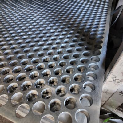 3mm Thick Silver Perforated Galvanised Steel Sheet Shelving