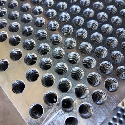 3mm Thick Silver Perforated Galvanised Steel Sheet Shelving