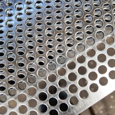 2mm Galvanized Perforated Mesh Rustproof Easy Installation