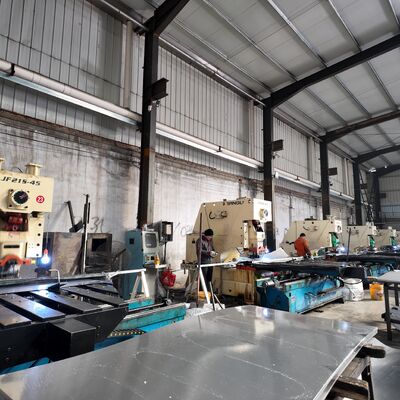 Bent Perforated Mesh Panel Architectural Decorative Perforated Metal Sheet