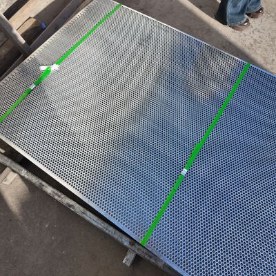 304 Perforated Metal Sheet For Food Filtration And Corrosion Resistance