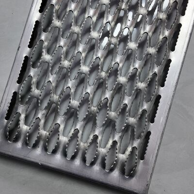 Hot Dip Galvanized Q235 Carbon Steel Anti Slip Walkway Plate