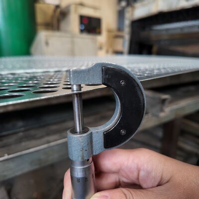 1.5mm Thick Perforated Metal Sheet for Sidewalk Anti-Slip Floor Plate