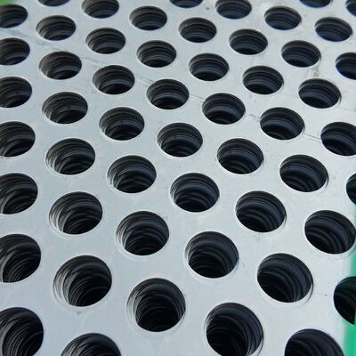 Large Hole Q235 Perforated Steel Fence Galvanized 1000×2000mm