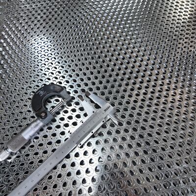 Warehouse Rack Galvanized Perforated Steel Grating Baffle 1000*2000mm