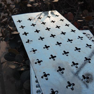Cross Hole Perforated Sheet for Architectural Decoration or Ventilation