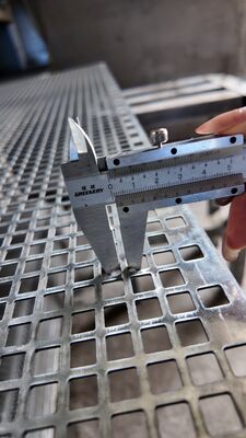 1.5mm Thick Square Hole Perforated Mesh Agriculture or Aquaculture Use