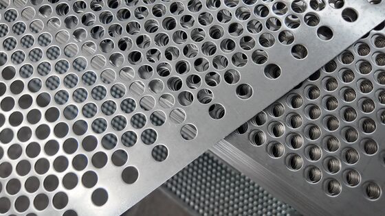 CNC Uniform Round Hole Stainless Steel Sheet Large Stock