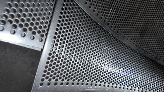 304/316L Stainless Steel Round Hole Anti-Slip Perforated Metal Sheet