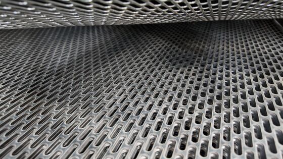 Galvanized Oblong Slot Perforated Mesh Punching Screen For Construction
