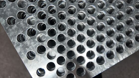 Hot Dipped Galvanized Round Hole Perforated Mesh Sheet Custom Size