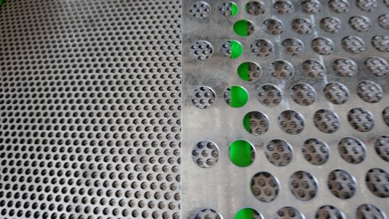 Galvanized Punched Metal Panel Industrial Perforated Mesh For Fence or Filter