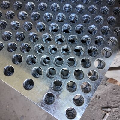 1220×2440mm Perforated Steel Sheet Round Holes For Material Separation